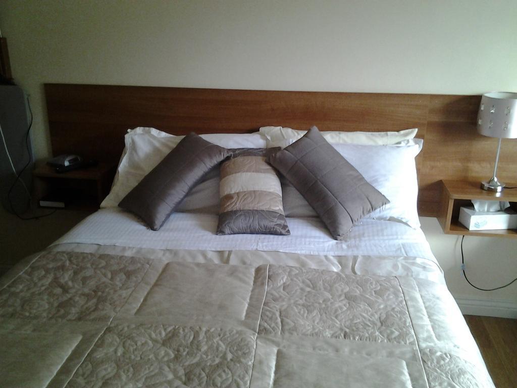 Gardenfield House Bed & Breakfast H91Vh02 Γκάλγουεϊ Εξωτερικό φωτογραφία