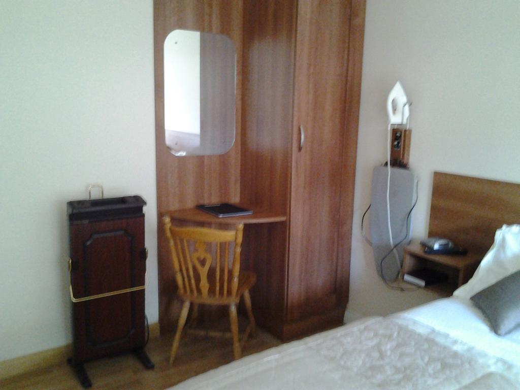 Gardenfield House Bed & Breakfast H91Vh02 Γκάλγουεϊ Εξωτερικό φωτογραφία