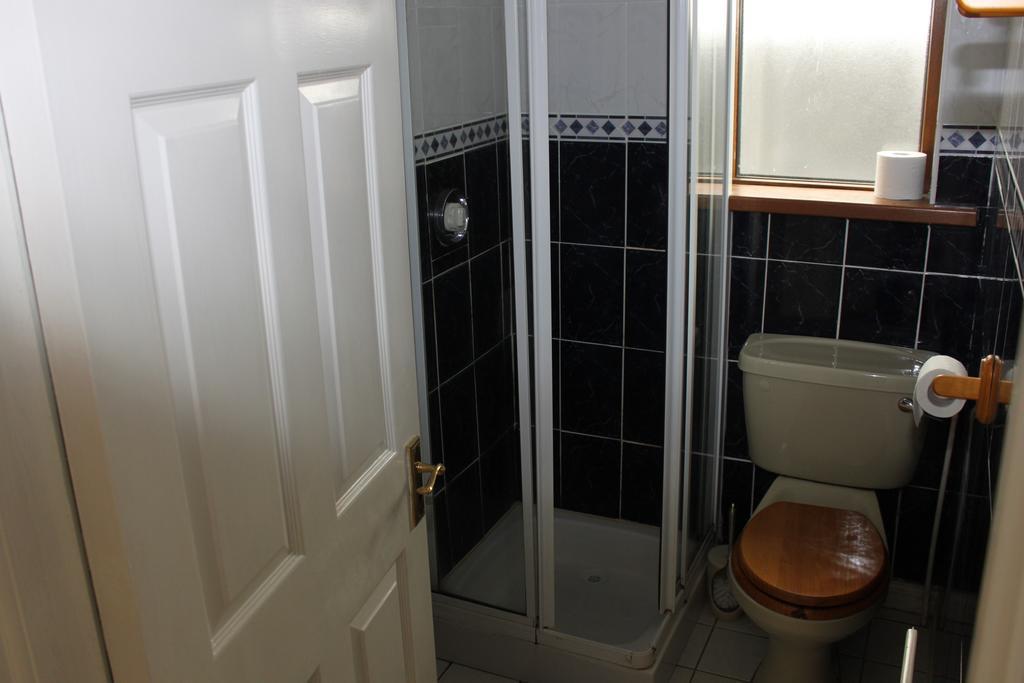 Gardenfield House Bed & Breakfast H91Vh02 Γκάλγουεϊ Δωμάτιο φωτογραφία