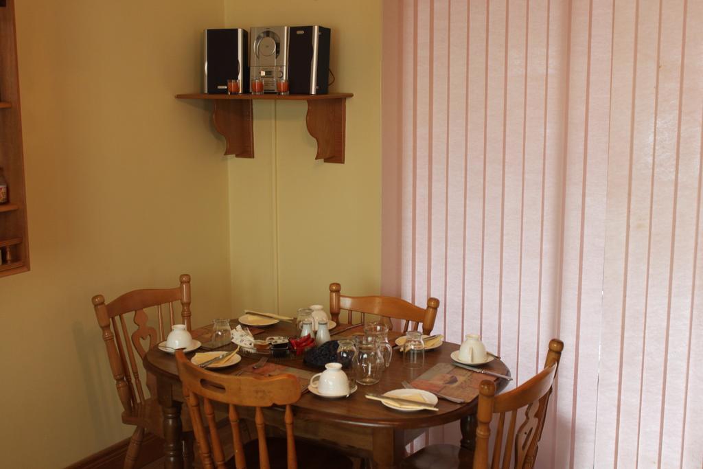 Gardenfield House Bed & Breakfast H91Vh02 Γκάλγουεϊ Εξωτερικό φωτογραφία